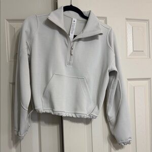 Women's Cream Cropped Lululemon Quarter zip